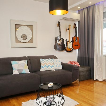 Happy Guest Apartment ซาเกร็บ ภายนอก รูปภาพ