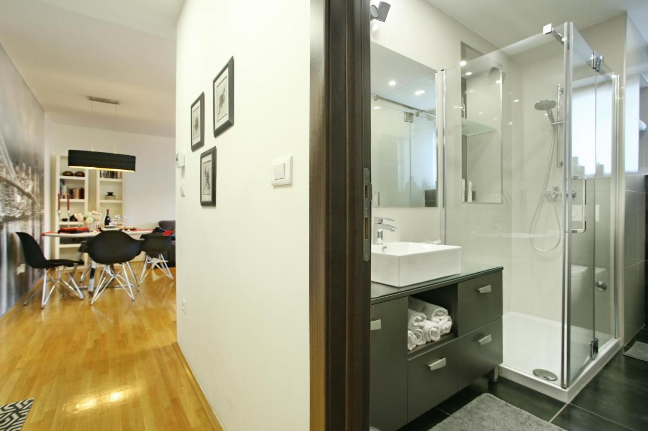 Happy Guest Apartment ซาเกร็บ ภายนอก รูปภาพ