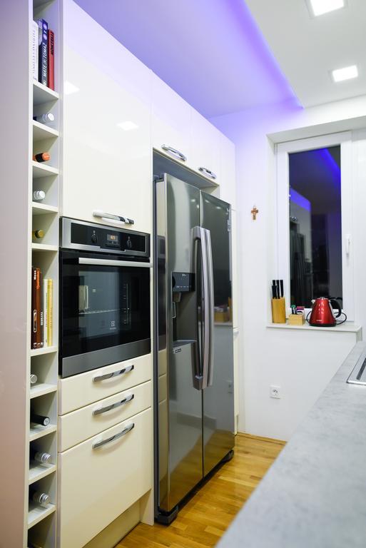 Happy Guest Apartment ซาเกร็บ ภายนอก รูปภาพ