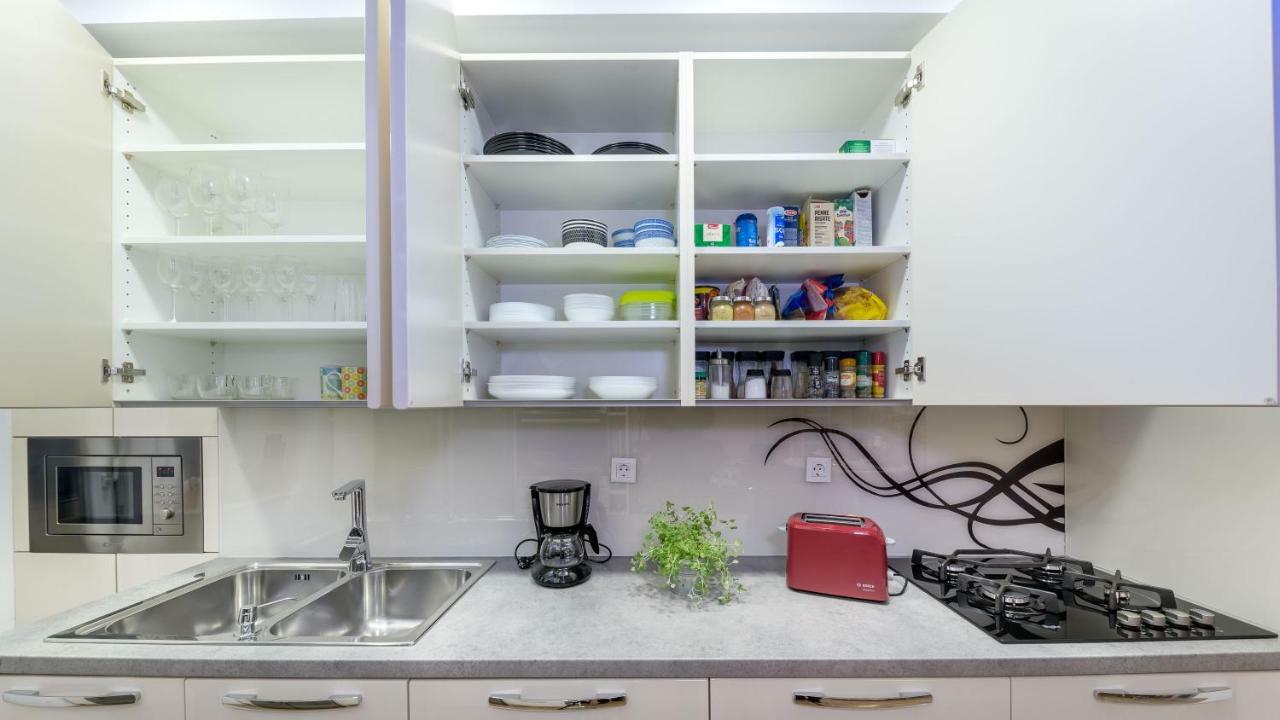 Happy Guest Apartment ซาเกร็บ ภายนอก รูปภาพ